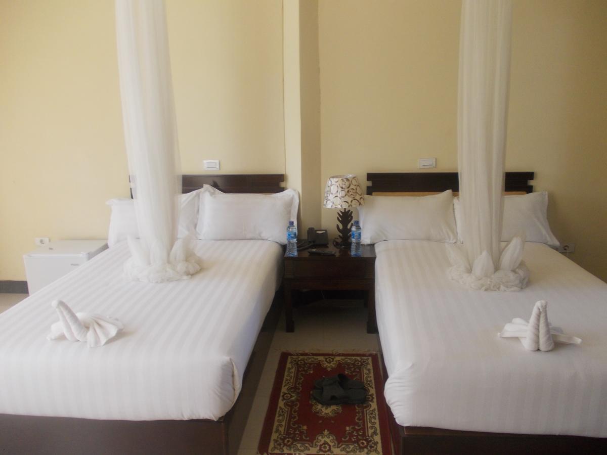 Asinuara Hotel Бахир Дар Екстериор снимка