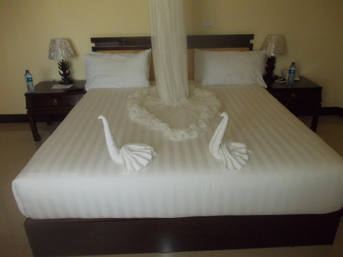 Asinuara Hotel Бахир Дар Екстериор снимка