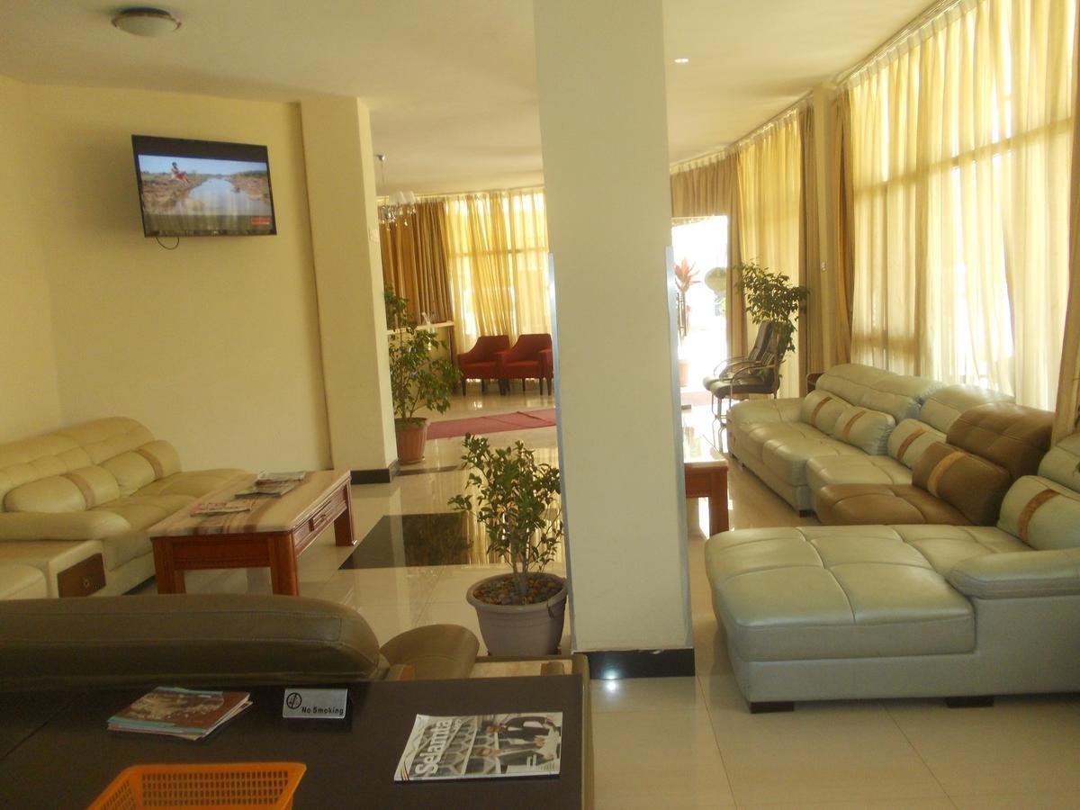Asinuara Hotel Бахир Дар Екстериор снимка