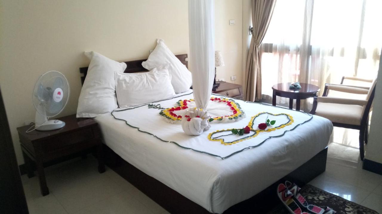 Asinuara Hotel Бахир Дар Екстериор снимка