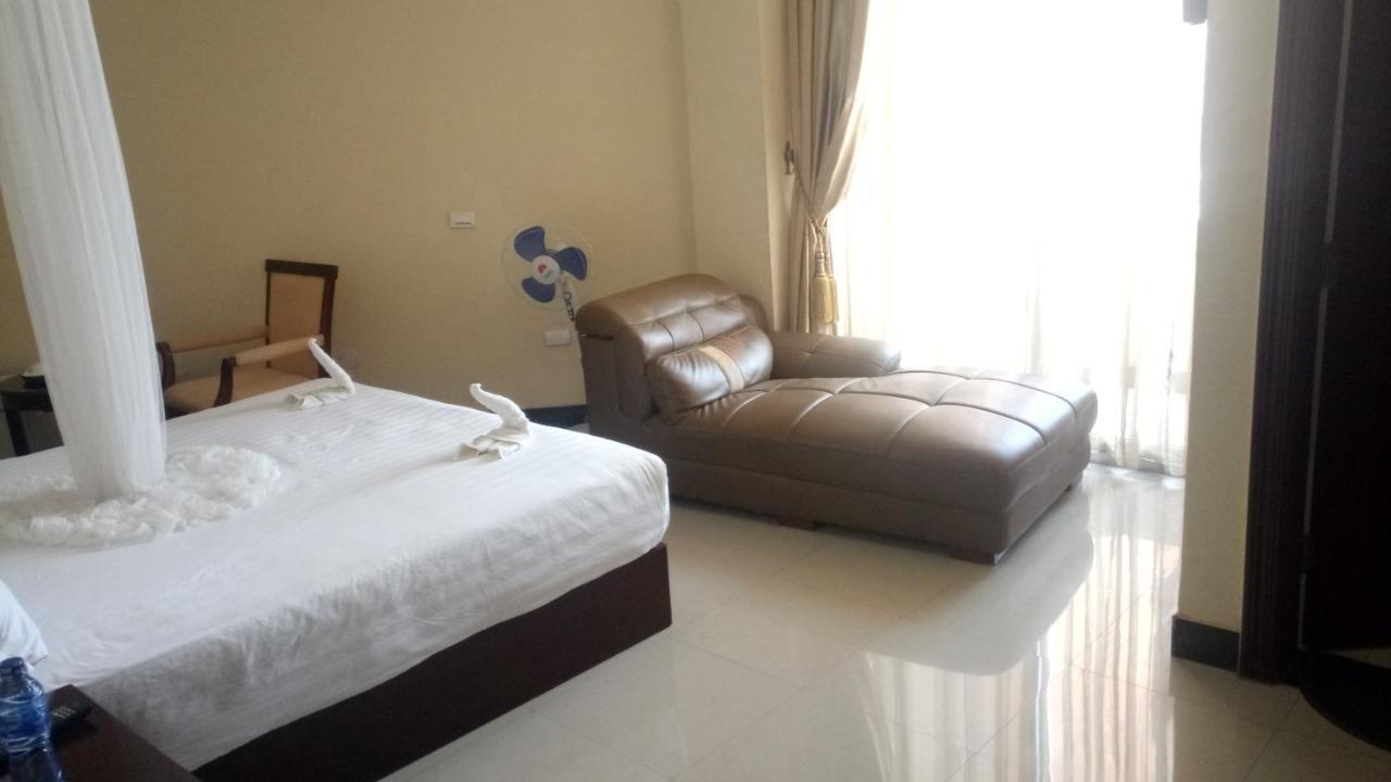Asinuara Hotel Бахир Дар Екстериор снимка